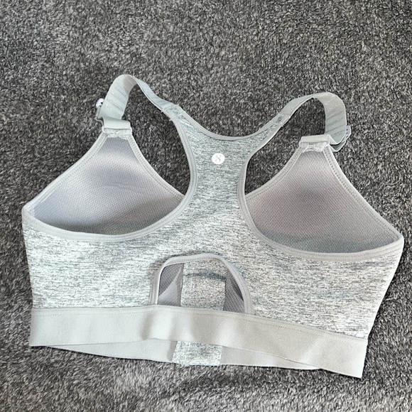 LAYER 8 QUICK DRY SPORTS BRA ZIPPER FRONT ADJUSTABLE STRAP SIZE S HEATHER GREY. - Picture 4 of 17